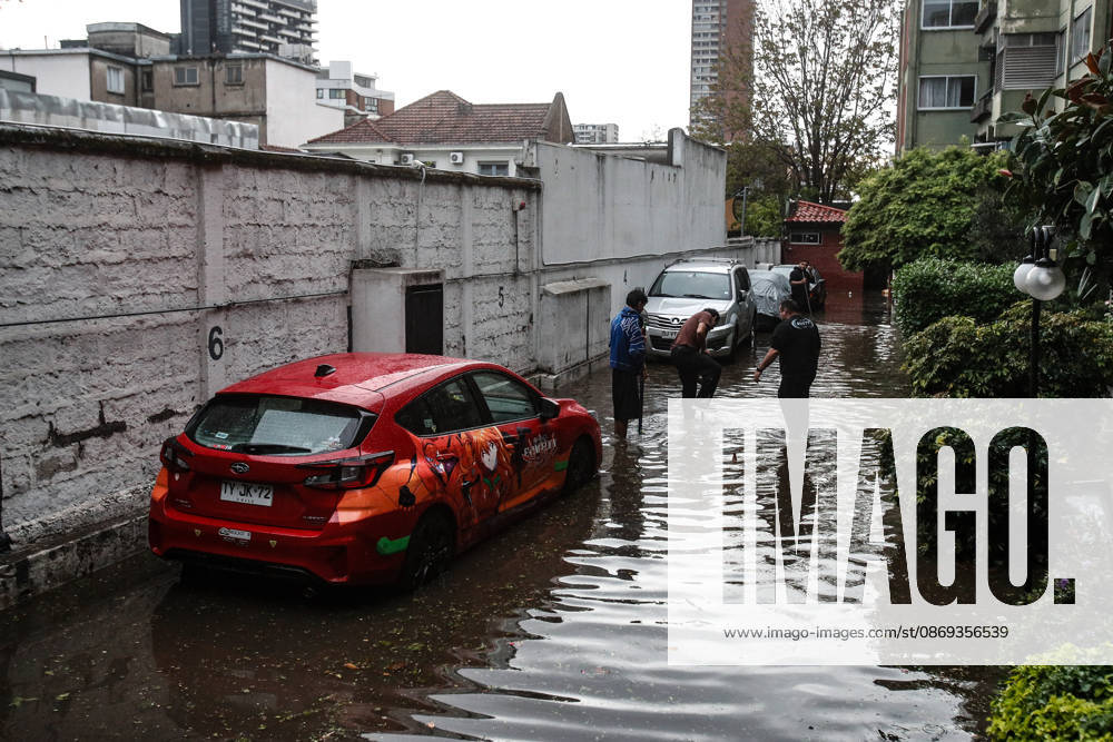 Santiago, October 13, 2026: Flooding at the intersection of Irarrazaval and Lo Encalada in the municipality of Nunoa due to heavy rains in the capital. Diego Martin Aton Chile, Aton 1199660 jpeg