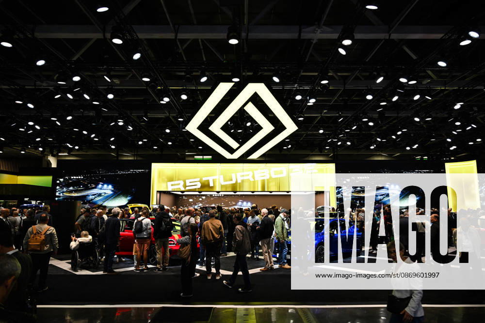 Paris Motor Show 2026 Renault automobile logo at the International Motor Show 2026 in Paris Porte de Versailles on October 15,2026. Photo by Tomas Stevens ABACAPRESS.COM Paris France