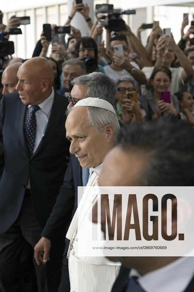 ITALY - POPE - VATICAN-2026 10 17 Italy, Rome, Vatican, October 17, 2026 Pope Leo XIV leaves the Gemelli University Hospital, four days after a surgery to remove a cancerous tumour from his right lung, in Rome Photo by ALESSIA GIULIANI Catholic Press Photo - NO BOOKS