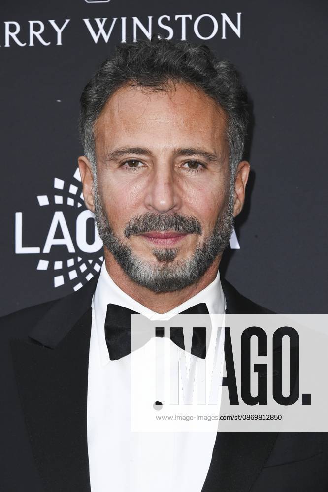 Enrique Martinez Celaya at arrivals for LA Opera s Opening Night Gala, Dorothy Chandler Pavilion in The Music Center, Los Angeles, CA, October 17, 2026. Photo By: Elizabeth Goodenough Everett Collection LA Opera s Opening Night Gala PUBLICATIONXNOTxINxCANxCHNxFRAxITAxJPNxNORxPOLxRUSxESPxUKxUSA