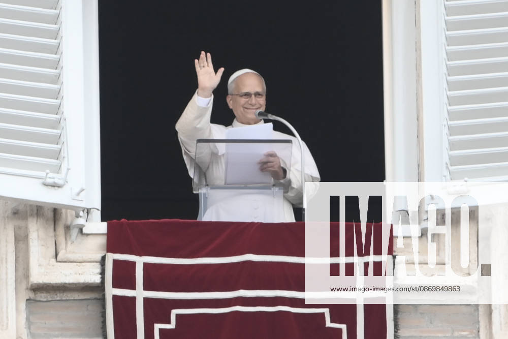 Pope Leo XIV leads Angelus prayer at Vatican VATICAN CITY, VATICAN - OCTOBER 18: Pope Leo XIV addresses worshippers from the window of the Apostolic Palace overlooking St. Peter s Square during the Sunday Angelus prayer in Vatican City, Vatican, on October 18, 2026. Isabella Bonotto Anadolu Vatican City Vatican. Editorial use only. Please get in touch for any other usage.