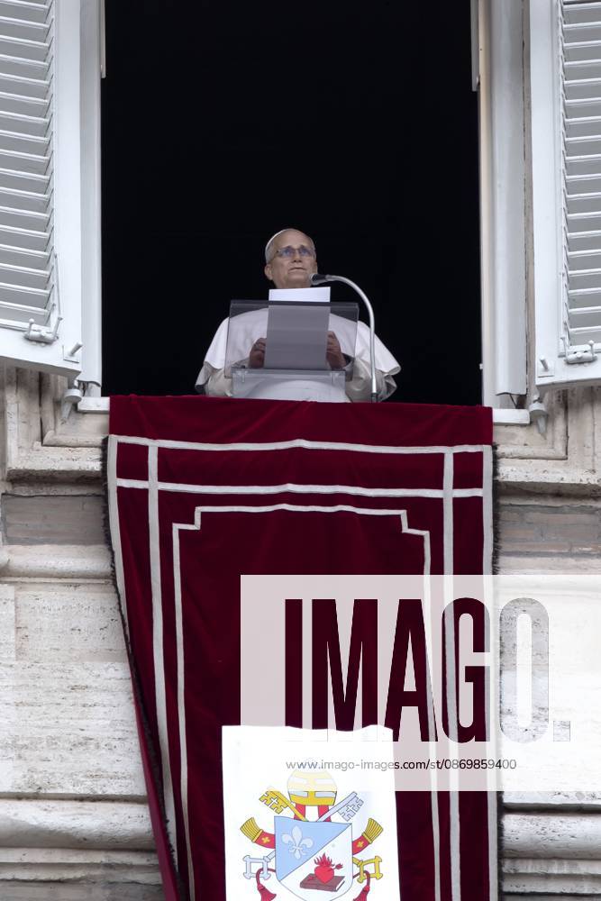 Pope Leo XIV, one day after his return from the Gemelli hospital for lung surgery, recites his traditional Angelus prayer from his study overlooking St. Peter s Square in the Vatican..Pope Leo XIV during Sunday Angelus Prayer in Vatican Vatican City Vatican - ZUMAs197 20261018_aaa_s197_002