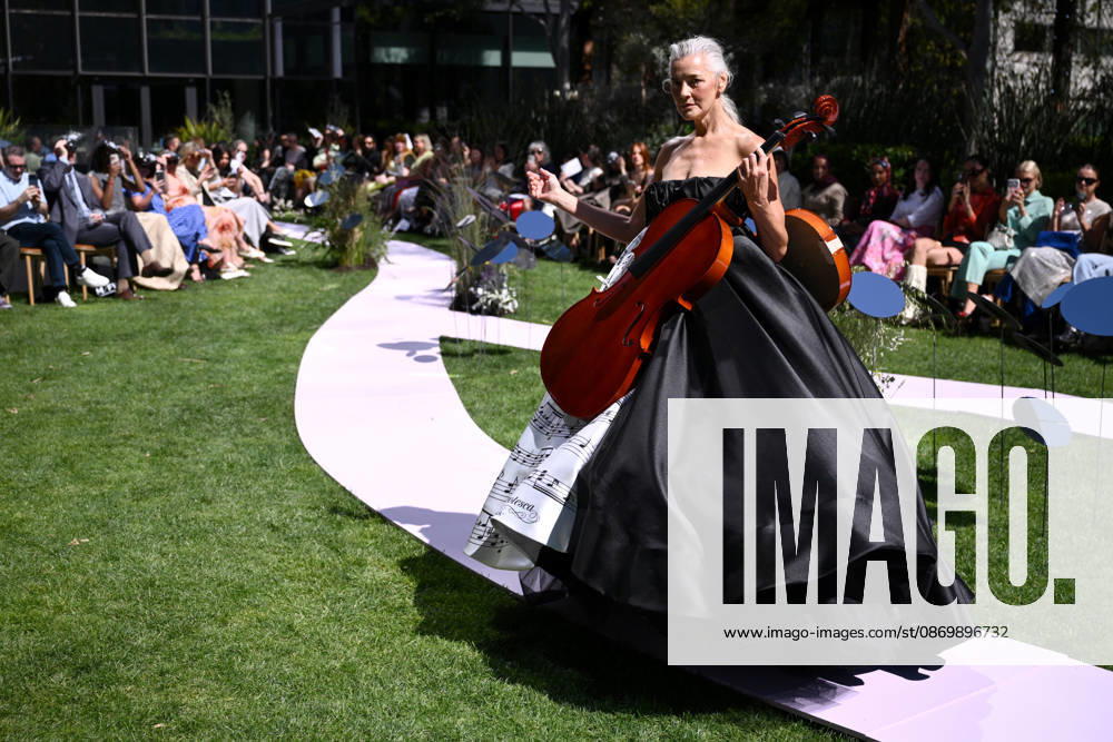 MELBOURNE FASHION WEEK PREVIEW, A model walks the runway during a 2026 Melbourne Fashion Week Runway Preview, at Sky Park, Melbourne, Monday, October 19, 2026. The preview features a selection of the upcoming collections that will appear on M FW runways including designers OUT OF HAND x Lisa Waup, Ebony Noire, Van Ermel Scherer, Perple, Gotham, Wilson Jedd Adams, Asiyam, Atoir, NGALI, Kuwaii, HoMie, Collective Closets x Mariam Farah, TOJHÃÄ, Amy Cottrell, BAAQIY and Sean Rentero. ( NO ARCHIVING MELBOURNE VICTORIA Australia