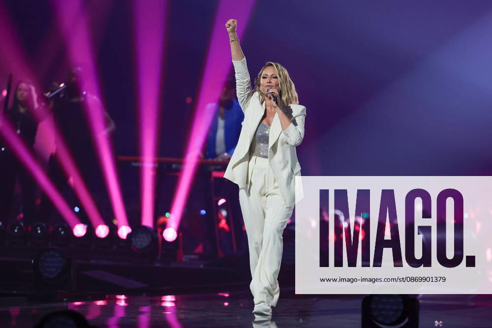 Schlagerboom 2026: Everything Sparkles, Everything Glitters on October 17, 2026, at the Westfalenhalle in Dortmund. Helene Fischer. Photo: osnapix, Marcus Hirnschal. Schlagerboom 2026: Everything Sparkles, Everything Glitters MH