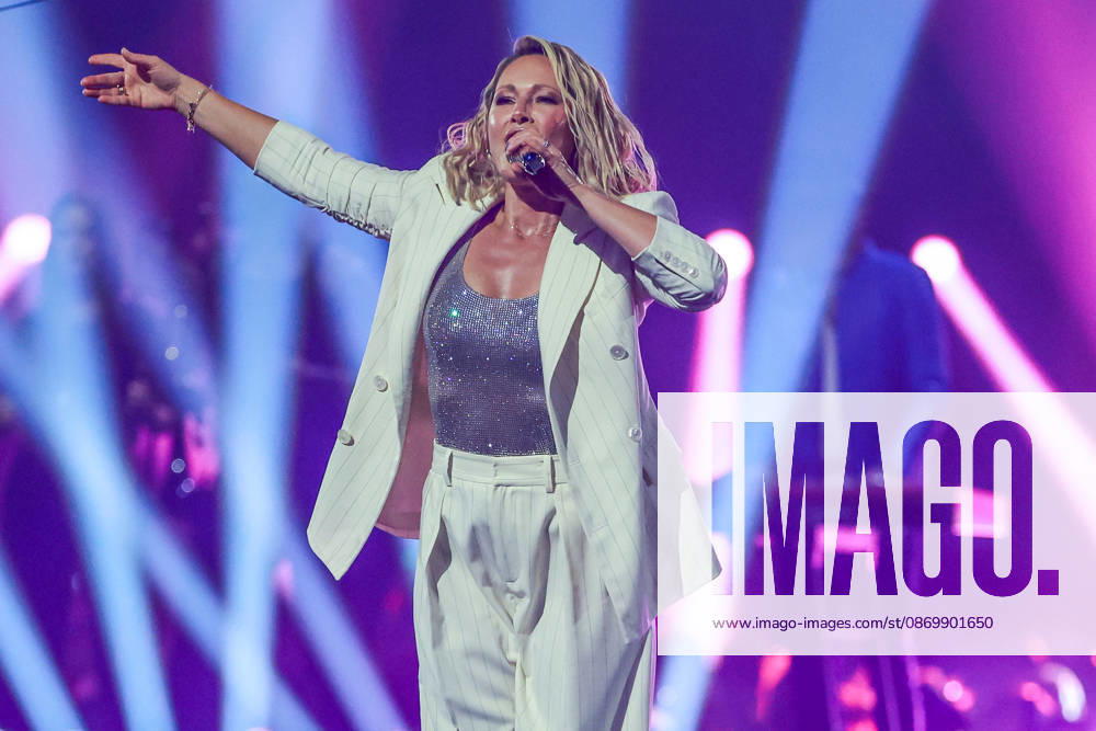 Schlagerboom 2026: Everything Sparkles, Everything Glitters on October 17, 2026, at the Westfalenhalle in Dortmund. Helene Fischer. Photo: osnapix, Marcus Hirnschal. Schlagerboom 2026: Everything Sparkles, Everything Glitters MH
