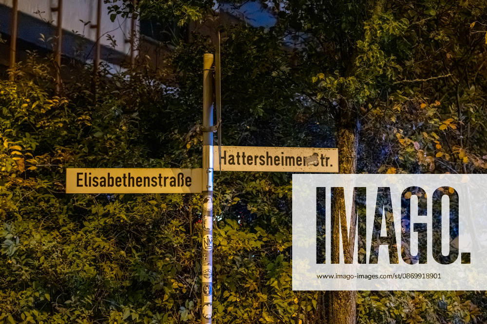 Sprengstoffexplosion in Gastronomiebetrieb Eingangstür zerstört In der Nacht von Sonntag auf Montag, 19.10.2026, kam es gegen 03:30 Uhr in der Hattersheimer Straße in Hofheim am Taunus nach dem Anschein zu einer Sprengstoffexplosion. Die Tür des Eingangsbereichs eines Gebäudes wurde dabei zerstört. Die Polizei war vor Ort und sperrte die Straße weiträumig ab. Bereits am 03.10.2026 war in derselben Straße vor einem Gastronomiebetrieb eine Brandvorrichtung abgelegt worden, wodurch eine Fußmatte in Brand geriet und Rußanhaftungen am Gebäude entstanden. Nach unbestätigten Informationen war die Feuerwehr in Bereitstellung, das Gebäude durfte zunächst nicht betreten werden, bis eine nicht näher definierte Spezialeinheit eintra