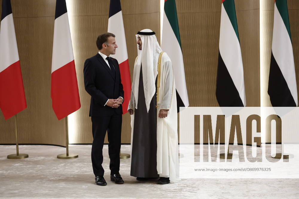President Macron Visit To Middle East - Abu Dhabi Sheikh Mohamed bin Zayed Al Nahyan, President of the United Arab Emirates (UAE), welcomes French President Emmanuel Macron upon his arrival at Zayed International Airport in Abu Dhabi, United Arab Emirates, October 19, 2026. Photo by Benoit Tessier Pool ABACAPRESS.COM Abu Dhabi United Arab Emirates