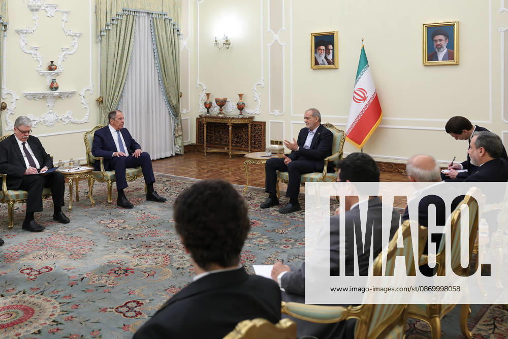 Masoud Pezeshkian - Sergey Lavrov meeting in Tehran TEHRAN, IRAN - OCTOBER 19: (---- - MANDATORY CREDIT - IRANIAN PRESIDENCY HANDOUT - NO MARKETING NO ADVERTISING CAMPAIGNS - DISTRIBUTED AS A SERVICE TO CLIENTS----) ( RESTRICTIONS: NO Access Israel Media Persian Language TV Stations Outside Iran Strictly No Access BBC Persian VOA Persian Manoto TV Iran International TV ) Iranian President Masoud Pezeshkian meets with Russian Foreign Minister Sergey Lavrov during an official diplomatic visit in Tehran, Iran, on October 19, 2026. Iranian Presidency Anadolu Tehran Iran. Editorial use only. Please get in touch for any other usage.
