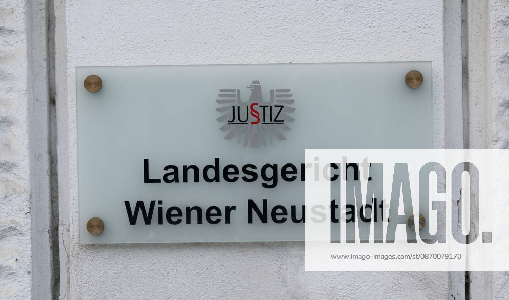 - Wien 20.10.2026 - Korruptionsprozess gegen Siegfried Wolf und Ex-Finanzminister Schelling. Die WKStA kreidet dem Industriellen Wolf eine korruptive Vereinbarung an, Ex-ÖVP-Minister Schelling ist wegen Amtsmissbrauchs mitangeklagt. PHOTO: Hinweisschild zum Landdesgericht Wr. Neustadt Corruption trial against industrialist Siegfried Wolf and former Finance Minister Hans Jörg Schelling. The Economic and Corruption Prosecutor’s Office (WKStA) accuses Wolf of a corrupt agreement ; former ÖVP minister Schelling is co-accused of abuse of office. Korruption, Prozess, Landesgericht Wiener Neustadt, WKStA,, Korruption, Amtsmissbrauch, Bestechung, Steuerverfahren, Finanzministerium, ÖVP, Justiz, Gericht, Strafprozess Korruptionsprozess geg