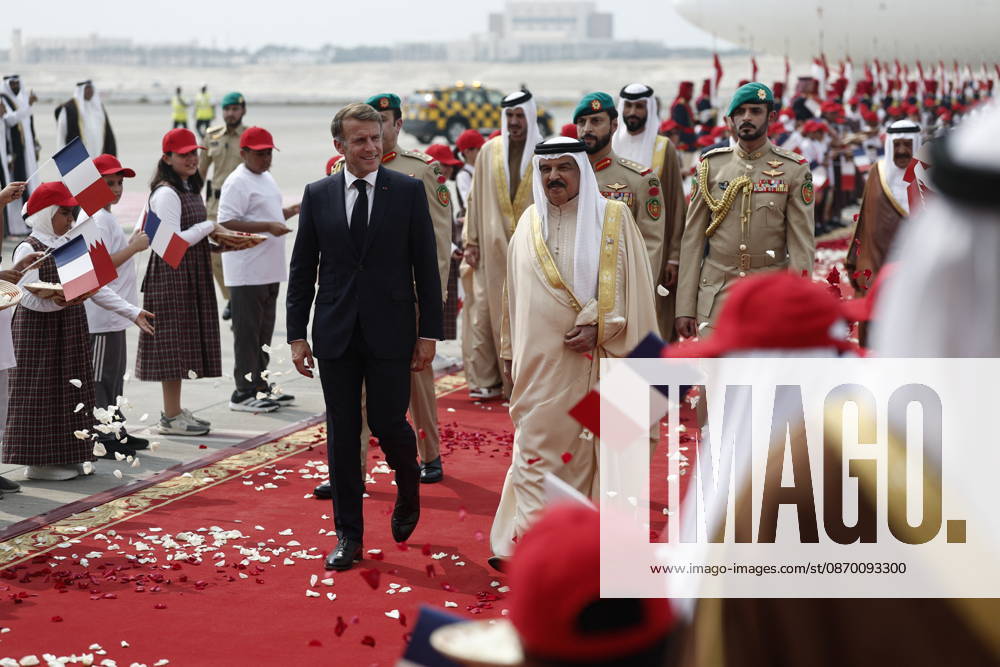 President Macron Visits Bahrain Bahrain s King Hamad bin Isa Al Khalifa welcomes French President Emmanuel Macron upon his arrival at Sakhir Air Base, in Manama, Bahrain, October 20, 2026. Photo by Benoit Tessier Pool ABACAPRESS.COM Manama Bahrain