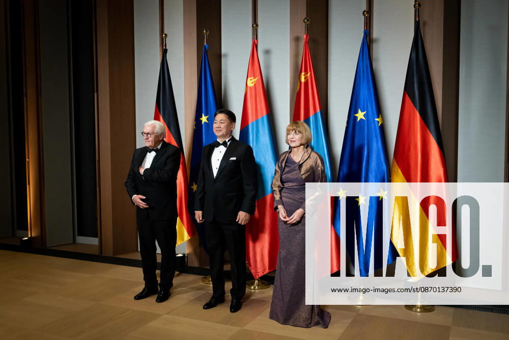 State banquet, President, Mongolia, Ukhnaa Khurelsukh s official residence at Spreebogen, Berlin, State banquet, Federal President Frank Walter Steinmeier, President, Mongolia, Ukhnaa Khurelsukh Berlin Berlin GER