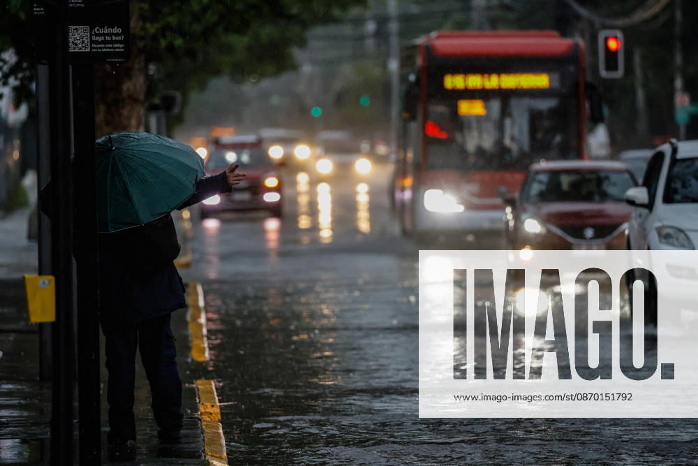 Santiago, October 20, 2026: Flooding at the intersection of Gran Avenida and Los Aviadores streets during the storm front affecting the metropolitan region. Diego Martin Aton Chile, Santiago, Chile. Aton 1201223 jpeg