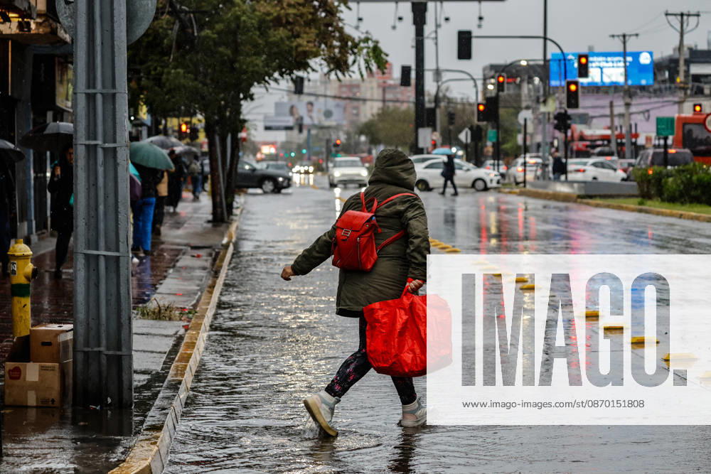 Santiago, October 20, 2026: Flooding at the intersection of Gran Avenida and Los Aviadores streets during the storm system affecting the metropolitan region. Diego Martin Aton Chile, Santiago, Chile. Aton 1201232 jpeg