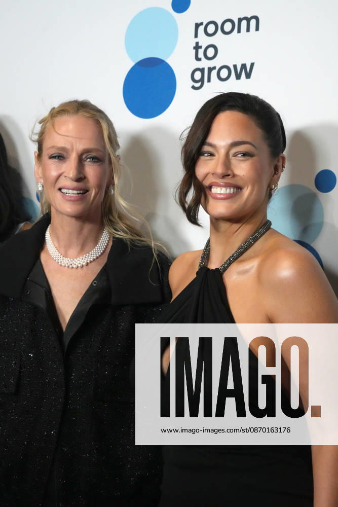 UMA THURMAN and ASHLEY GRAHAM attend the Room To Grow Blue Carpet Arrivals, .The Ziegfeld Ballroom, NYC.October 20, 2026 . UMA THURMAN attends the Room To Grow Blue Carpet Arrivals, .The Ziegfeld Ballroom, NYC.October 20, 2026 . Room To Grow Blue Carpet Arrivals, .The Ziegfeld Ballroom, NYC.October 20, 2026 . New York USA - ZUMAms4_ 20261020_faf_ms4_016