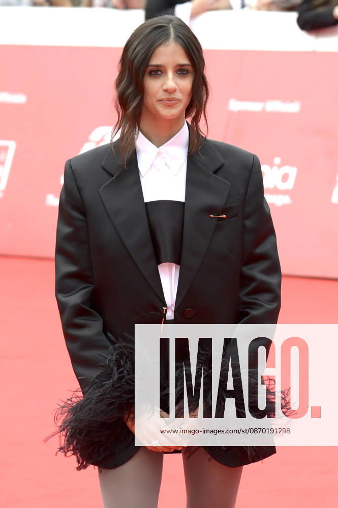 Benedetta Porcaroli at the premiere of the film *7 anniversari* at the 21st Rome International Film Festival (Festa del Cinema di Roma) 2026 at the Auditorium Parco della Musica in Rome, October 20, 2026 Foto:xA.xM.xTinghinox xFuturexImagex anniversari_6036