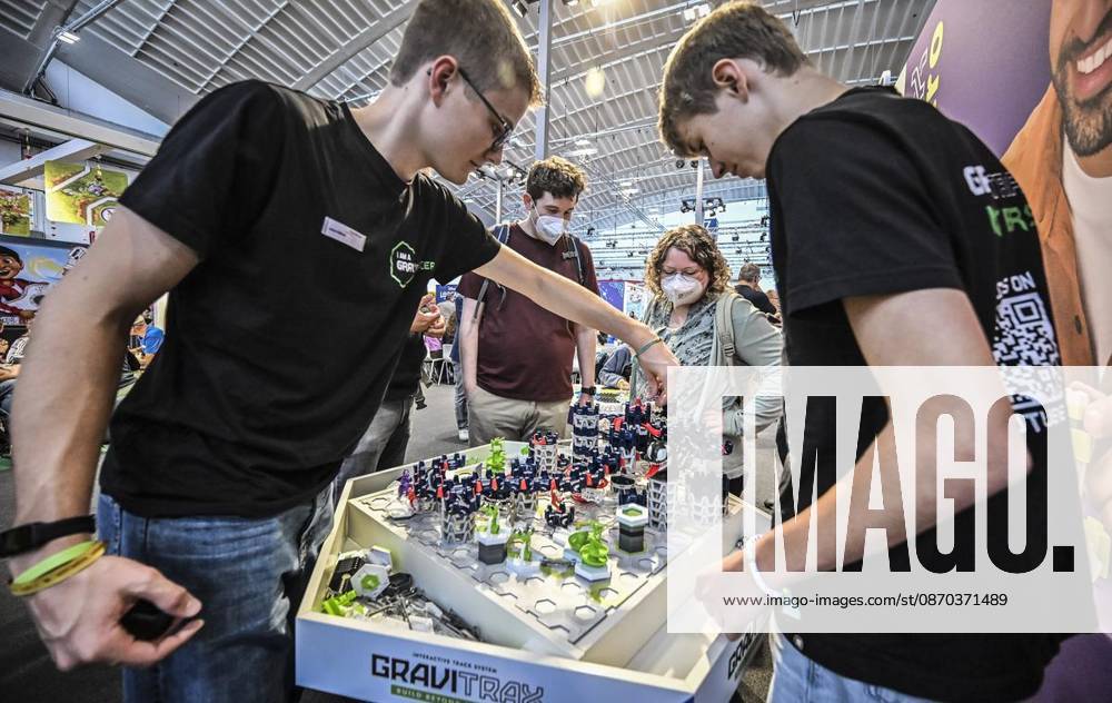 First Day of the Essen Game Fair SPIEL Essen will take place from October 22 to 25, 2026, at the Messe Essen exhibition grounds ** ** **Playing Gravitrax, the interactive game, on Thursday, October 10, 2026. First day of the Essen Game Fair. SPIEL Essen wil