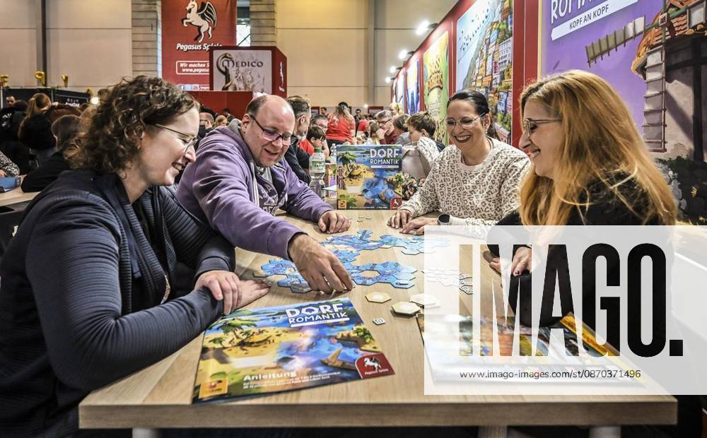 First Day of the Essen Game Fair SPIEL Essen will take place from October 22 to 25, 2026, at the Messe Essen exhibition grounds ** ** **Game fair visitors play the game Dorf Romantik on Thursday, October 10, 2026. First day of the Essen Game Fair. SPIEL Es