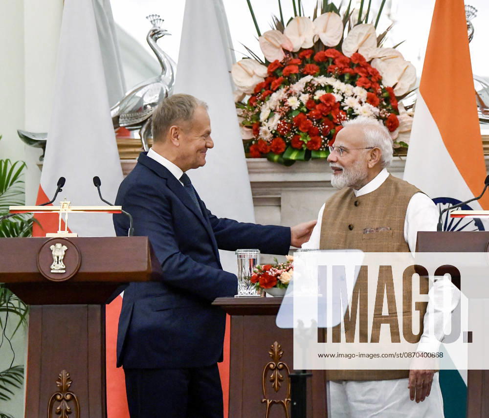 Poland PM Donald Tusk in India New Delhi, Oct 22 (ANI): Prime Minister Narendra Modi and Polish Prime Minister Donald Tusk exchange a handshake during the Joint Press Statement at Hyderabad House, in New Delhi on Thursday. NEW DELHI Delhi India