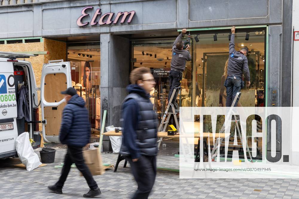 Storefronts boarded up with wooden panels at Rue Neuve Nieuwstraat, in Brussels, on Friday 23 October 2026. Stores are preparing for another protest scheduled for Saturday. NICOLASxMAETERLINCK 190739540