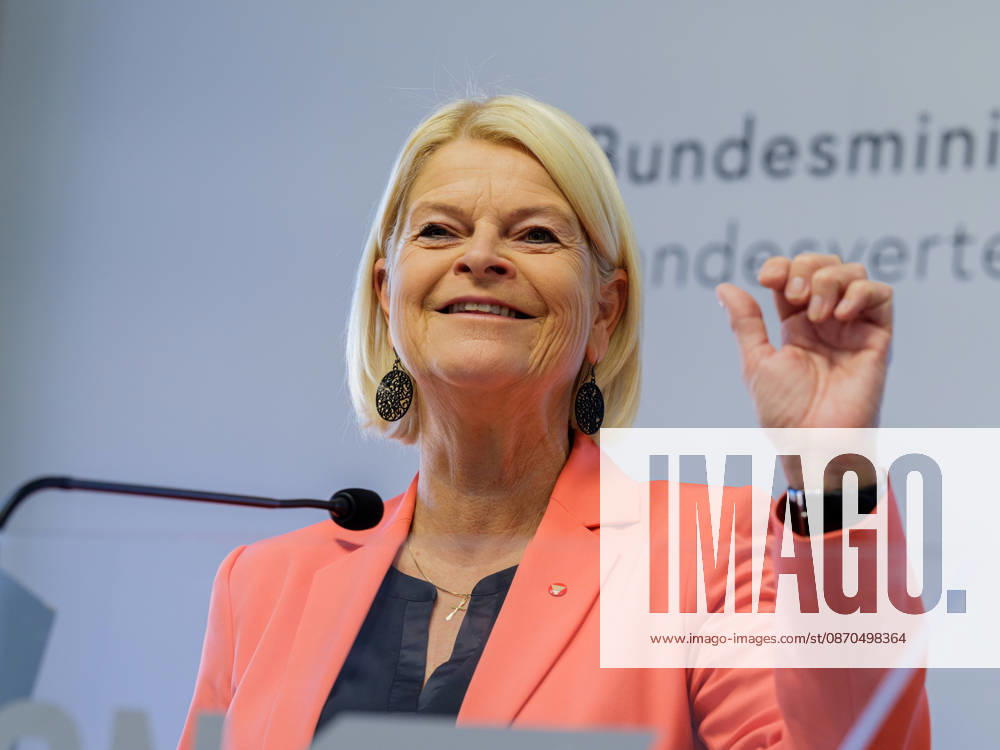 Press Conference on the BMLV Youth Monitor 2026—Federal Minister of Defense Klaudia Tanner (ÖVP) on October 23, 2026, at the press conference titled What Do Young People Think About the Austrian Armed Forces? held at the Rossauer Barracks in Vienna, Vienna, Austria