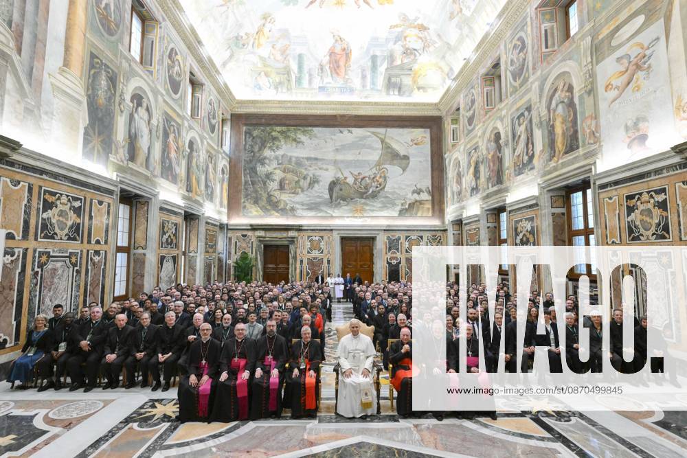 ITALY - REL - POPE LEO XIV RECEIVES IN PRIVATE AUDIENCE THE PARTICIPANTS IN THE INTERNATIONAL CONGRESS SPONSORED BY THE PONTIFICAL GREGORIAN UNIVERSITY October 23, 2026 Italy, Rome, Vatican October 23, 2026 Pope Leo XIV receives in a private audience the participants in the International Congress sponsored by the Pontifical Gregorian University - NO BOOKS