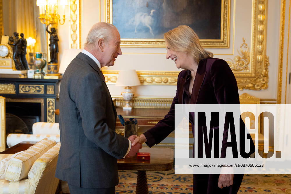 King s Medal for Music King Charles III presents the King s Medal for Music to Dame Sarah Connolly, during an audience at Windsor Castle, Berkshire. Picture date: Friday October 23, 2026., Credit:Avalon.red PA ROTA - B68 Avalon UK, Windsor