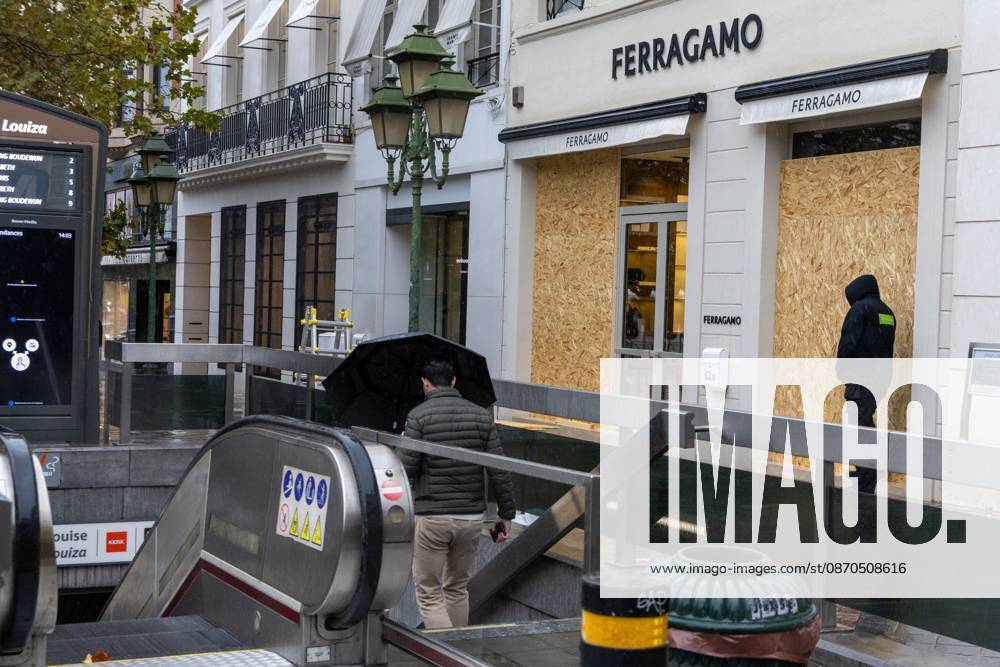 Storefronts boarded up with wooden panels, in Brussels, on Friday 23 October 2026. Stores are preparing for another protest scheduled for Saturday. NICOLASxMAETERLINCK 190744644
