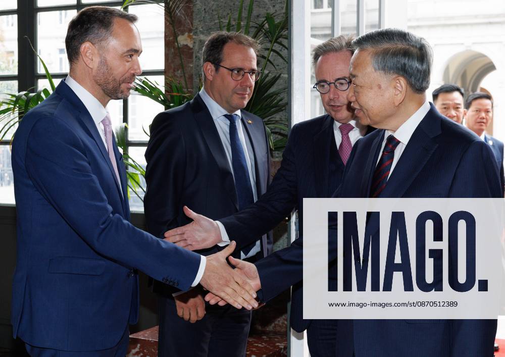 Vice-prime minister and Minister of Foreign Affairs Maxime Prevot; Vice-prime Minister and minister of Economy and Work David Clarinval; Belgian Prime Minister Bart De Wever and Vietnam President To Lam pictured ahead of a meeting at the Egmont Palace, in Brussels, on Friday 23 October 2026. The President of Vietnam and his wife visit Belgium from 21 to 24 October. BENOITxDOPPAGNE 190744708