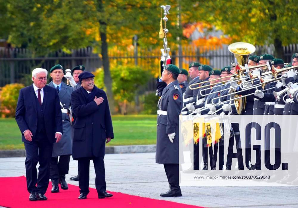 President of Pakistan Asif Ali Zardari and German President Frank-Walter Steinmeier Participate in Welcome Ceremony in Berlin Pakistan - ZUMAas3_ 20261023_zaf_as3_034