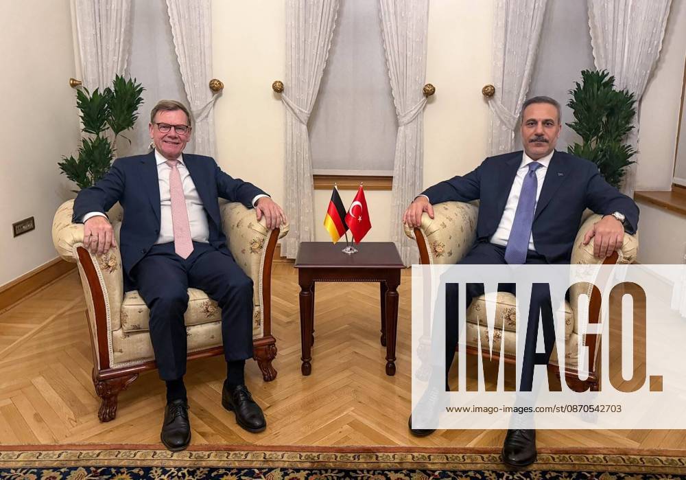 Turkish Foreign Minister Fidan meets German counterpart Wadephul in Istanbul ISTANBUL, TURKIYE - OCTOBER 23: (---- - MANDATORY CREDIT - TURKISH FOREIGN MINISTRY HANDOUT - NO MARKETING NO ADVERTISING CAMPAIGNS - DISTRIBUTED AS A SERVICE TO CLIENTS----) Turkish Foreign Minister Hakan Fidan meets with German Federal Foreign Minister Johann David Wadephul on the sidelines of the R4+E3 meeting, held with the participation of Italy, in Istanbul, Turkiye, on October 23, 2026. Turkish Foreign Ministry Handout Anadolu Istanbul Turkey. Editorial use only. Please get in touch for any other usage.