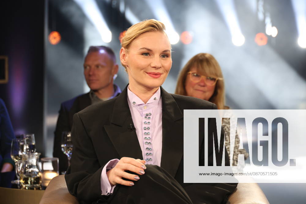 Rosalie Thomass, actress, guest on the NDR Talk Show; photo op on October 23, 2026, at the Hamburg Lokstedt television studio prior to the broadcast on NDR Television s Channel 3