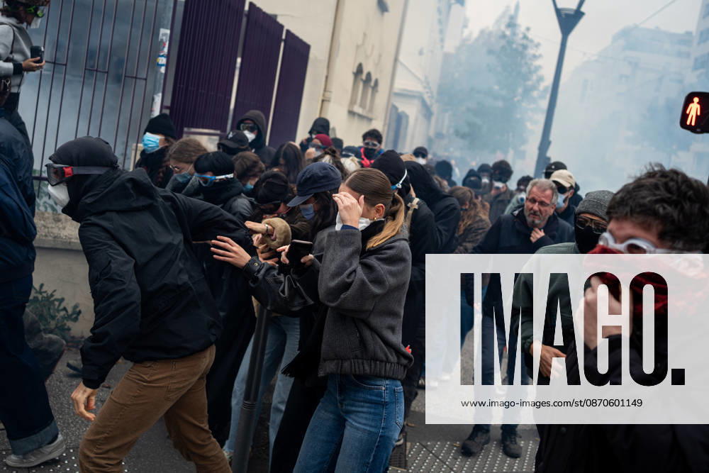 Protest Against the High Cost of Living in Lyon on October 24, 2026 Nicolas Liponne MAXPPP Lyon 10 24 2026 Police used tear gas on a procession that had set out to protest following the evacuation of Place Jean Macé during a day of mobilization against the high cost of living in Lyon, October 24, 2026. Demonstrations had been banned in part of the city center following the riots on October 17. Police used tear gas against a procession that had set out after the evacuation of Place Jean Macé during a day of protests against the high cost of living in Lyon on October 24, 2026. Demonstrations had been banned in part of the city center following the riots on October 17. France, Oct. 24, 2026. Another day of protests this Saturday, and amid fea