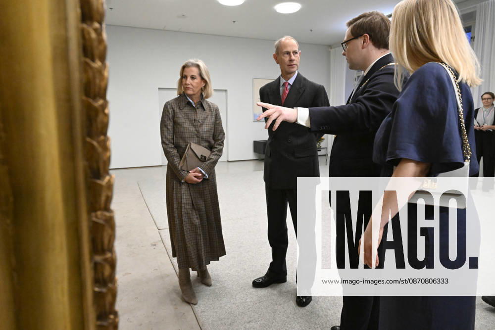 LKS 20261026 Mayor of Helsinki Daniel Sazonov with wife Anita Westerholm (R) met with visiting Britain s Prince Edward, Duke of Edinburgh and Sophie Duchess of Edinburgh at the Helsinki City Hall in Finland on Monday, 26th Oct., 2026. Prince Edward and Duchess Sophie are in Finland between 26th and 28th October. - MIKKO STIG Helsinki Finland