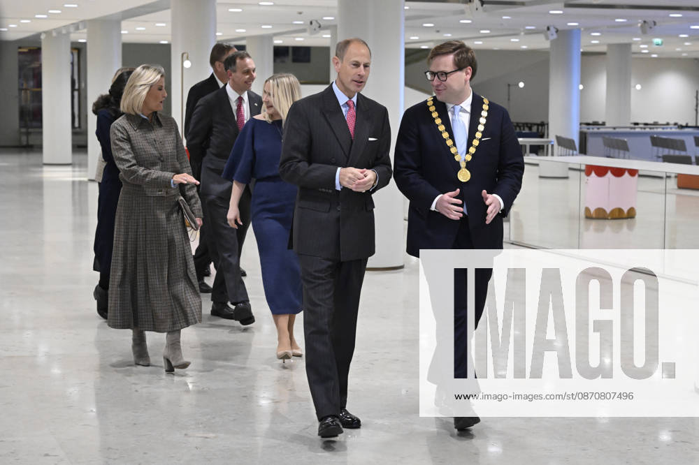 LKS 20261026 Mayor of Helsinki Daniel Sazonov (R) with wife Anita Westerholm (3rd R) having a tour with visiting Britain s Prince Edward, Duke of Edinburgh and Sophie Duchess of Edinburgh at the Helsinki City Hall in Finland on Monday, 26th Oct., 2026. Prince Edward and Duchess Sophie are in Finland between 26th and 28th October. - MIKKO STIG Helsinki Finland