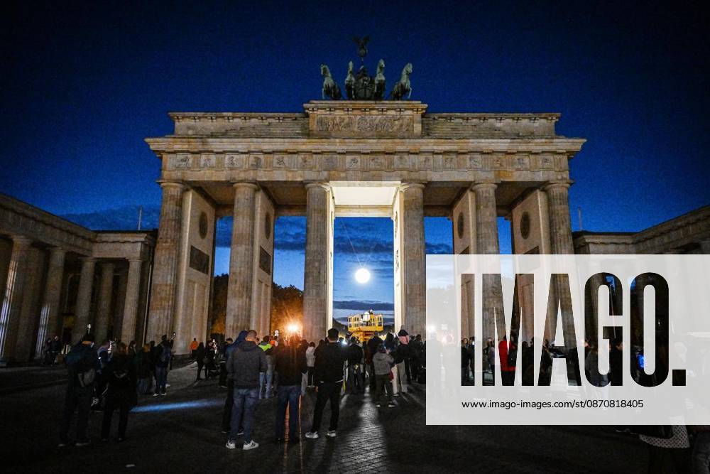 New Lighting for the Brandenburg Gate ** FOR ** **New Lighting for the Brandenburg Gate, Berlin’s most famous landmark is getting a nighttime makeover; the usual lighting will be turned off and the moonlight —a glowing sphere in the central archway—will be turned on, photographed on