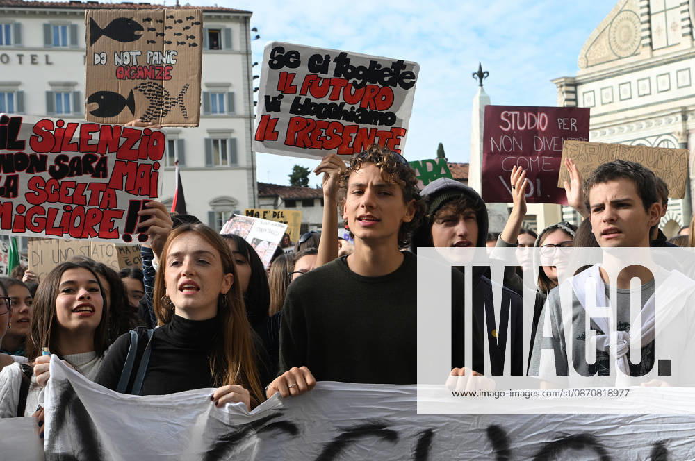 Students protest against the Minister of Education and his school policies, Florence, October 26, 2026 Florence Italy - ZUMAa289 20261026_zia_a289_165