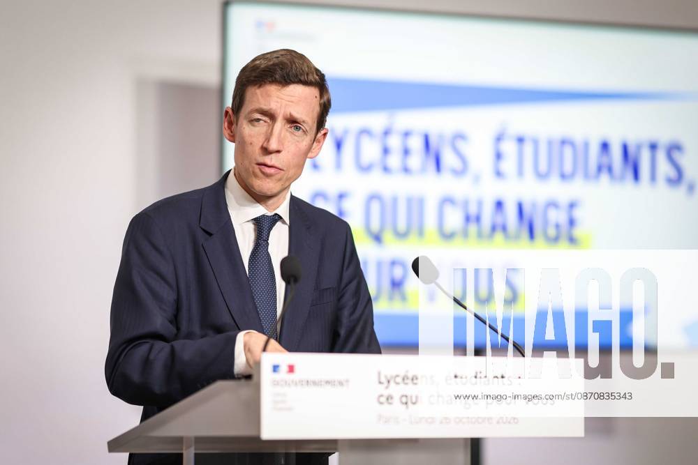 Paris, France le 26 octobre 2026 - Edouard Geffray, ministre de l Education nationale, et Philippe Baptiste, ministre de l Enseignement superieur, de la Recherche et de l Espace, presentent lors d une conference de presse les conclusions de la consultation nationale lyceenne et de la concertation relative Ã l orientation et a Parcoursup. Ils detaillent egalement les reponses aux attentes exprimees par les lyceens et les etudiants afin d ameliorer leurs conditions d apprentissage et d etude - Edouard Geffray, Minister of National Education, and Philippe Baptiste, Minister of Higher Education, Research and Space, present at a press conference the conclusions of the national high school consultation and the consultation on orientation and Par