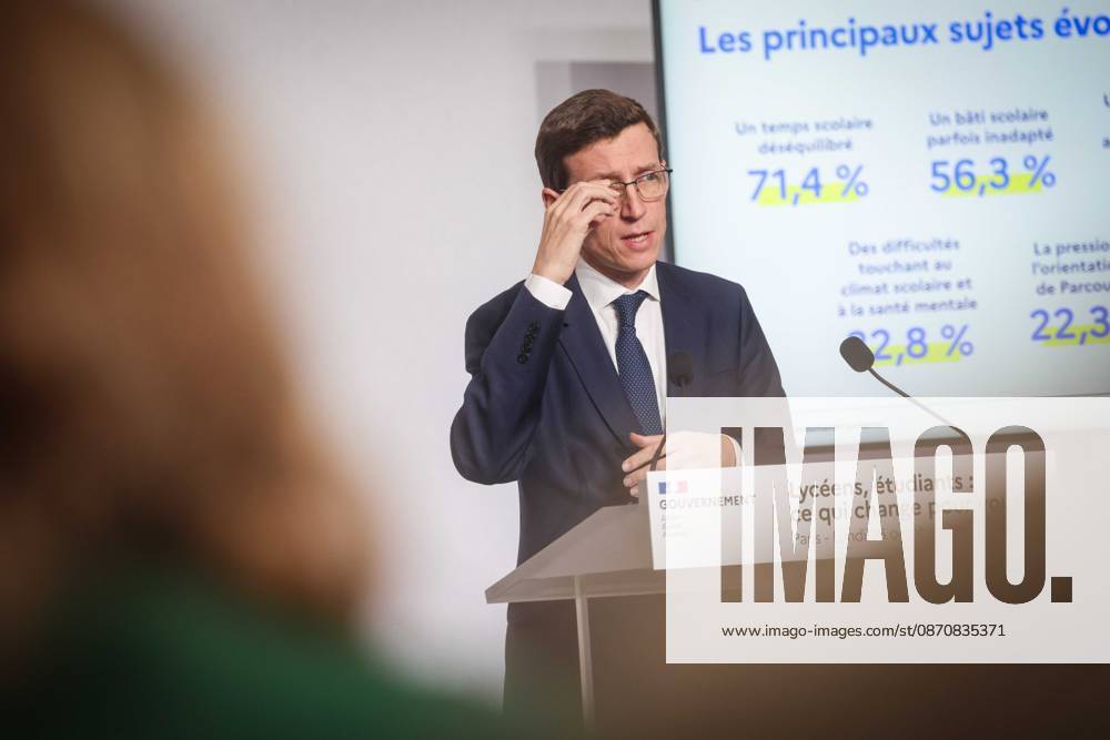 Paris, France le 26 octobre 2026 - Edouard Geffray, ministre de l Education nationale, et Philippe Baptiste, ministre de l Enseignement superieur, de la Recherche et de l Espace, presentent lors d une conference de presse les conclusions de la consultation nationale lyceenne et de la concertation relative Ã l orientation et a Parcoursup. Ils detaillent egalement les reponses aux attentes exprimees par les lyceens et les etudiants afin d ameliorer leurs conditions d apprentissage et d etude - Edouard Geffray, Minister of National Education, and Philippe Baptiste, Minister of Higher Education, Research and Space, present at a press conference the conclusions of the national high school consultation and the consultation on orientation and Par