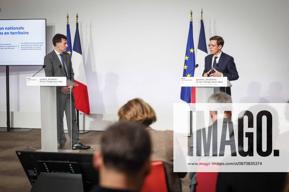 Paris, France le 26 octobre 2026 - Edouard Geffray, ministre de l Education nationale, et Philippe Baptiste, ministre de l Enseignement superieur, de la Recherche et de l Espace, presentent lors d une conference de presse les conclusions de la consultation nationale lyceenne et de la concertation relative Ã l orientation et a Parcoursup. Ils detaillent egalement les reponses aux attentes exprimees par les lyceens et les etudiants afin d ameliorer leurs conditions d apprentissage et d etude - Edouard Geffray, Minister of National Education, and Philippe Baptiste, Minister of Higher Education, Research and Space, present at a press conference the conclusions of the national high school consultation and the consultation on orientation and Par