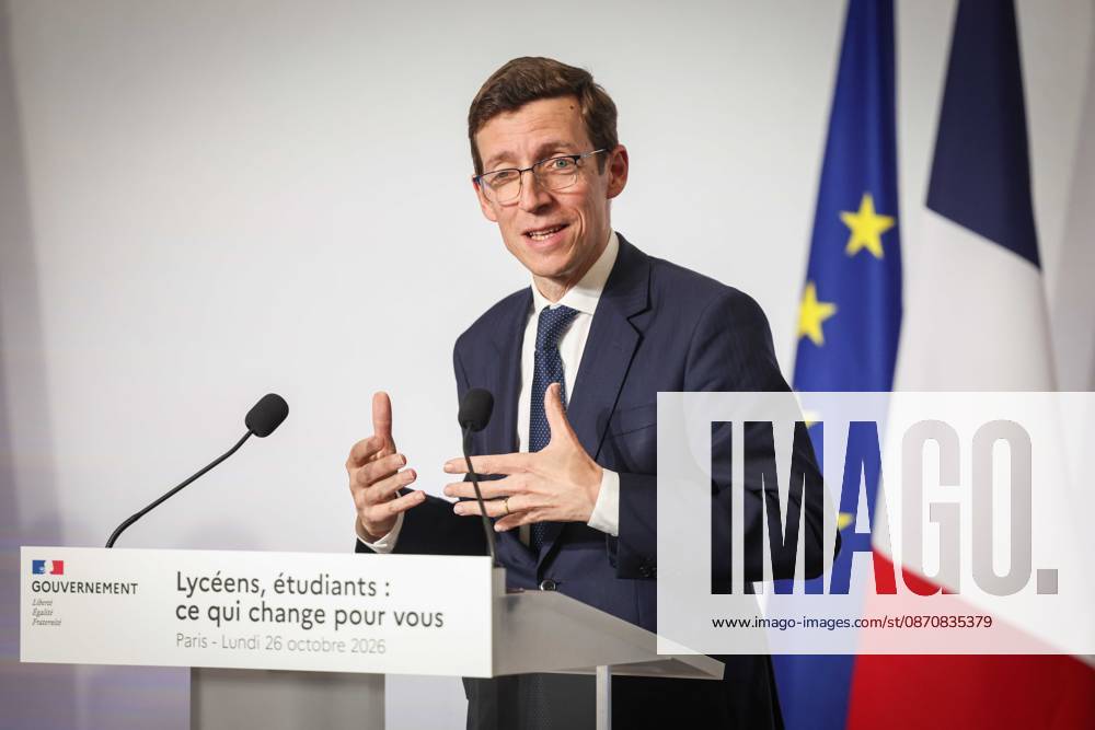 Paris, France le 26 octobre 2026 - Edouard Geffray, ministre de l Education nationale, et Philippe Baptiste, ministre de l Enseignement superieur, de la Recherche et de l Espace, presentent lors d une conference de presse les conclusions de la consultation nationale lyceenne et de la concertation relative Ã l orientation et a Parcoursup. Ils detaillent egalement les reponses aux attentes exprimees par les lyceens et les etudiants afin d ameliorer leurs conditions d apprentissage et d etude - Edouard Geffray, Minister of National Education, and Philippe Baptiste, Minister of Higher Education, Research and Space, present at a press conference the conclusions of the national high school consultation and the consultation on orientation and Par