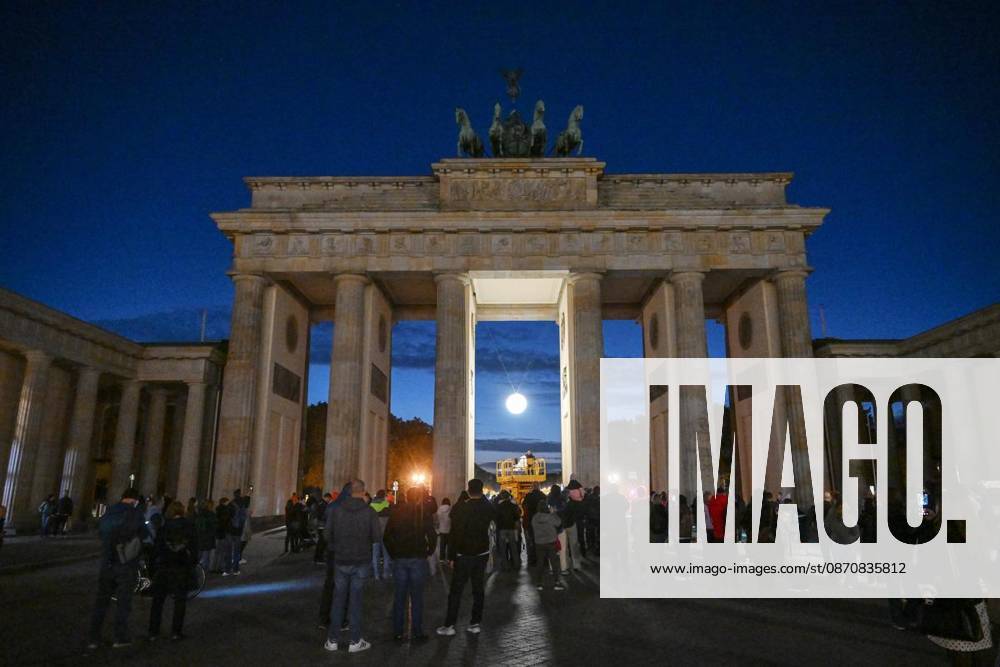 New Lighting for the Brandenburg Gate ** FOR ** **New Lighting for the Brandenburg Gate, Berlin’s most famous landmark is getting a nighttime makeover; the usual lighting will be turned off and the moonlight —a glowing sphere in the central archway—will be turned on, photographed on