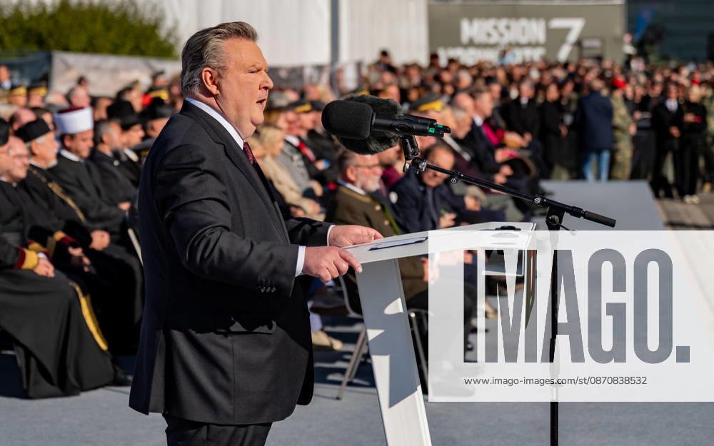 Official celebrations for Austria’s National Day 2026 Oath-taking ceremony during the official celebrations for National Day 2026 at Heldenplatz in Vienna, Austria. The photo shows Michael Ludwig, SPÖ Mayor of Vienna and Governor of Vienna, at Heldenplatz in Vienna, Austria.
