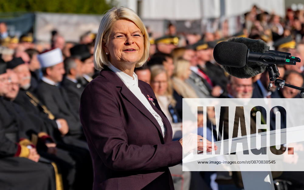 Official celebrations for Austria’s National Day 2026 Oath-taking ceremony during the official celebrations for National Day 2026 at Heldenplatz in Vienna, Austria. The photo shows ÖVP Federal Minister of Defense Klaudia Tanner in Vienna at Heldenplatz, Vienna, Austria