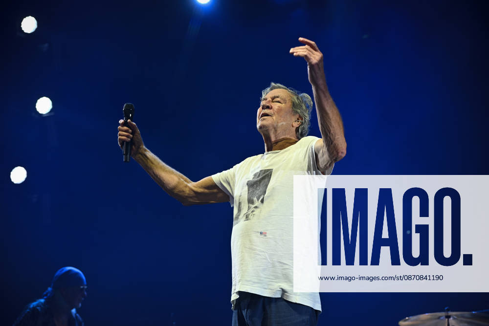 STOCKHOLM, SWEDEN 20261026 The British hard rock band Deep Purple, featuring singer Ian Gillan, performs at Avicii Arena in STOCKHOLM, SWEDEN
