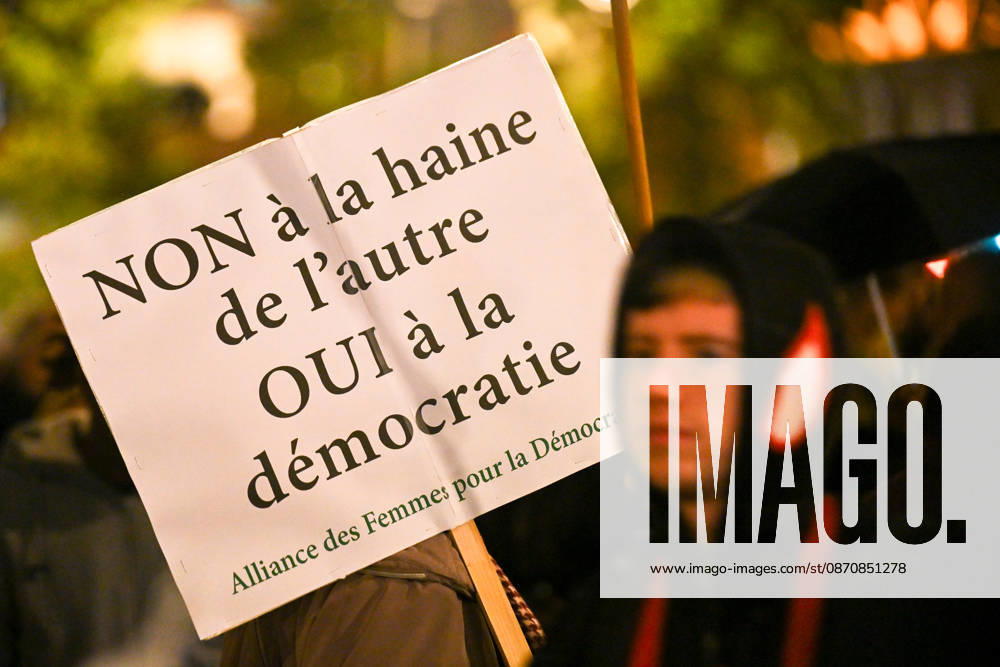 Hundreds of people had gathered to pay tribute to the victim of the racist attack in Trappes on October 23, 2026, in Paris, at Place Stalingrad, on October 26, 2026. - 26 10 2026 - France Ile-de-France (region) Paris - JulienxMattiax Pictorium LePictorium_0344992