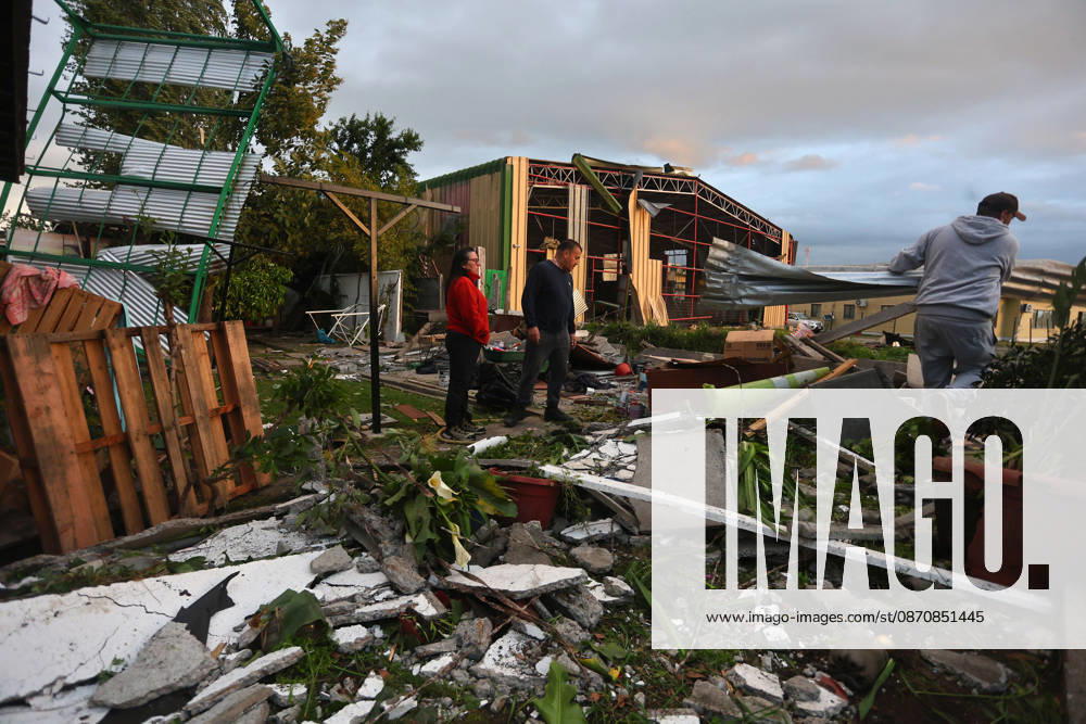 Tornado Destroys Homes in Requinoa Jorge Loyola Aton Chile, RANCAGUA Chile Aton 1202906