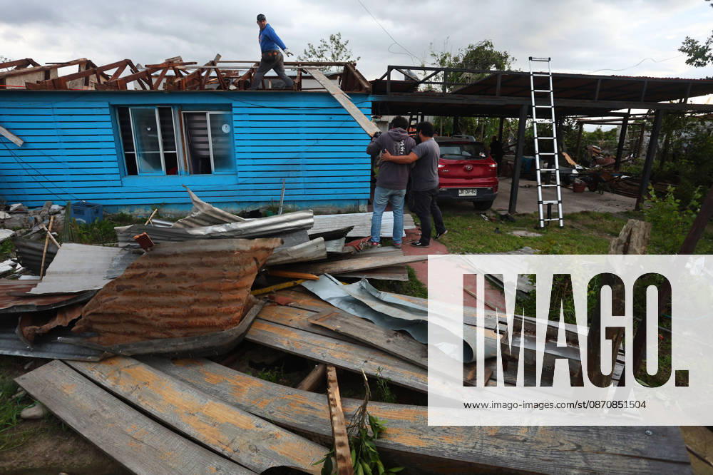 Tornado Destroys Homes in Requinoa Jorge Loyola Aton Chile, RANCAGUA Chile Aton 1202932