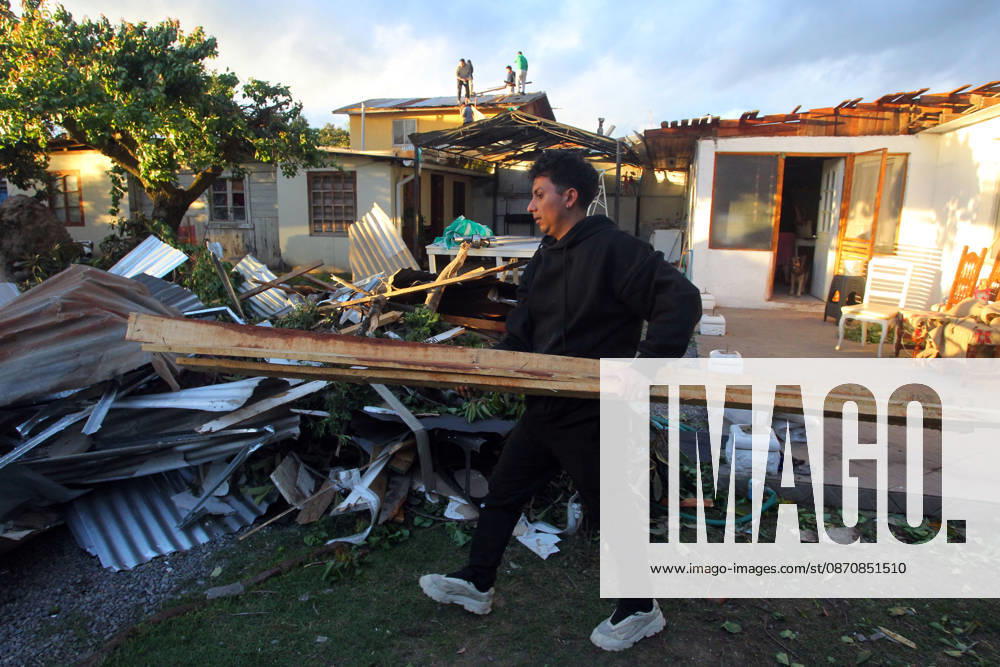 Tornado Destroys Homes in Requinoa Jorge Loyola Aton Chile, RANCAGUA Chile Aton 1202938