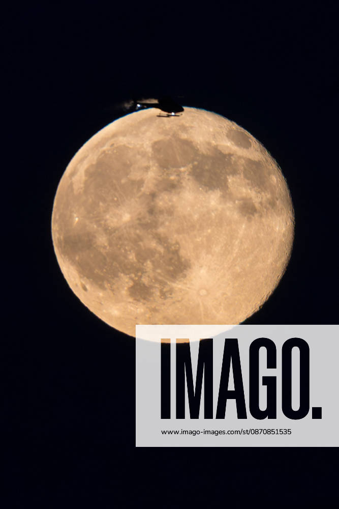 A full moon is seen over the island of Manhattan in New York City A full moon is seen over the island of Manhattan in New York City, United States, on the night of Monday, October 26, 2026. NEW YORK NY United States