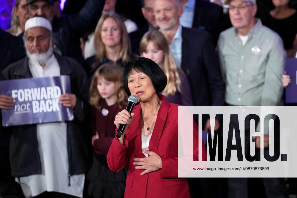 Olivia Chow Re-Elected as Toronto Mayor TORONTO, CANADA - OCTOBER 26: Toronto Mayor Olivia Chow delivers a speech after being re-elected for a second term in Toronto, Ontario, Canada, on October 26, 2026. Mert Alper Dervis Anadolu Ontario Canada. Editorial use only. Please get in touch for any other usage.